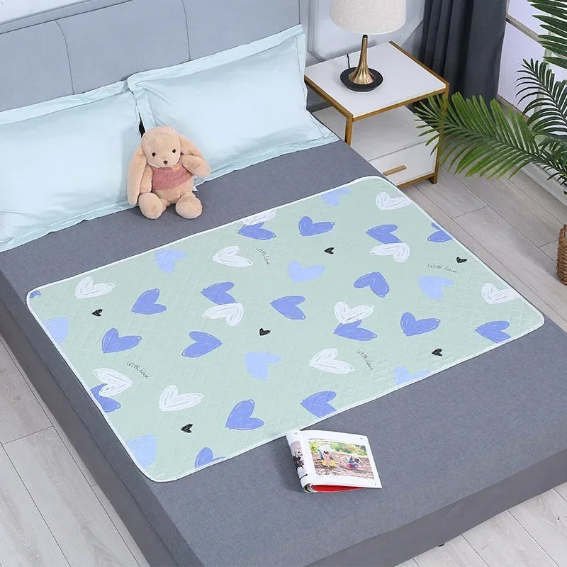 50X70Cm Waterproof Washable Mattress Urine Mat for Baby Toddlers Cute Cartoon Bed Protector Diaper Bedding Urine Pads Cloth